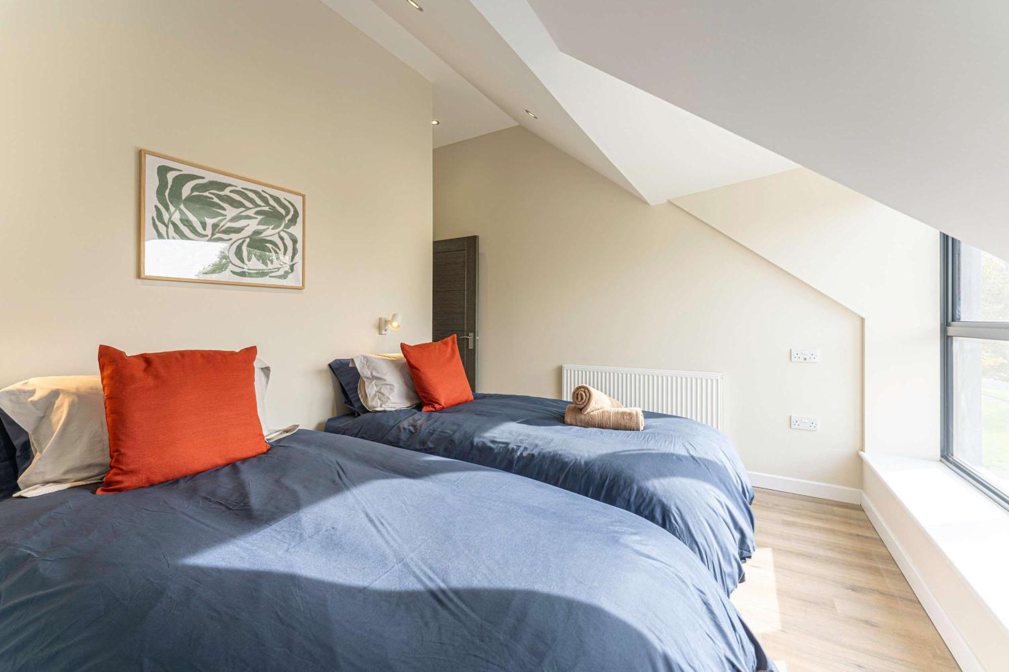 Stylish 2 Bedroom Apartments In Derby Eksteriør billede
